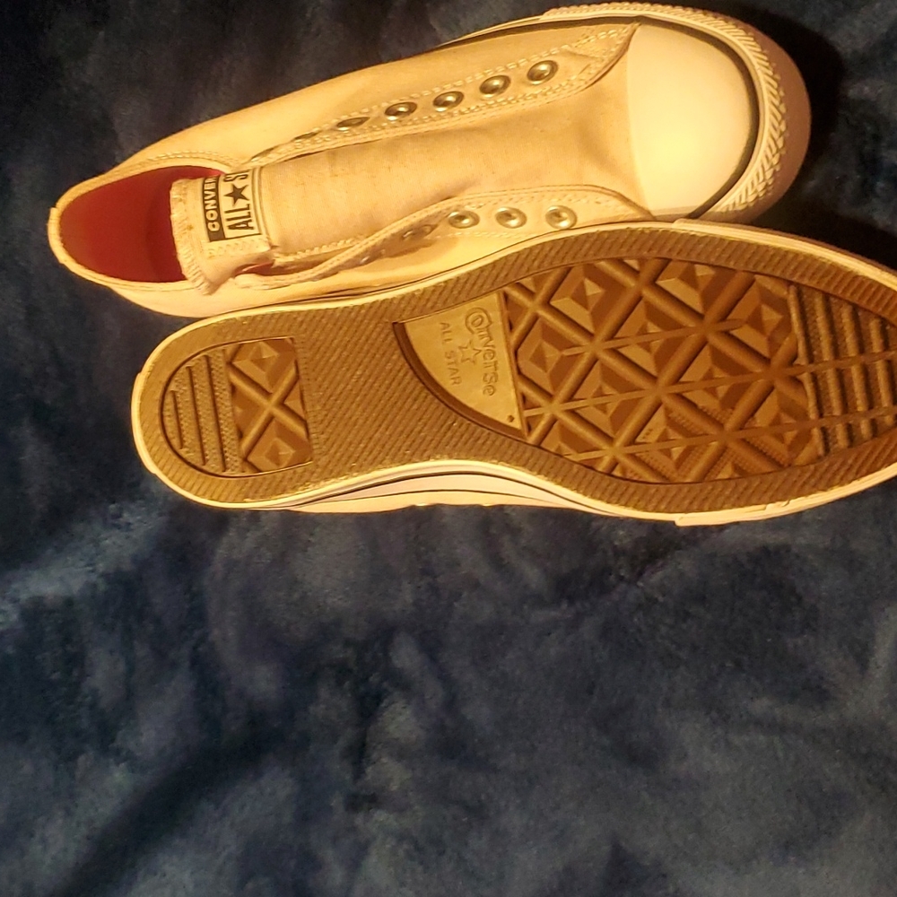All star Converse Pink Size 11.5 NWOT